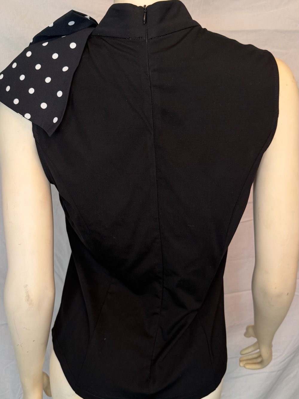 Gracia Black Polka Dot Bow Sleeveless Blouse Top Size M - Picture 4 of 6
